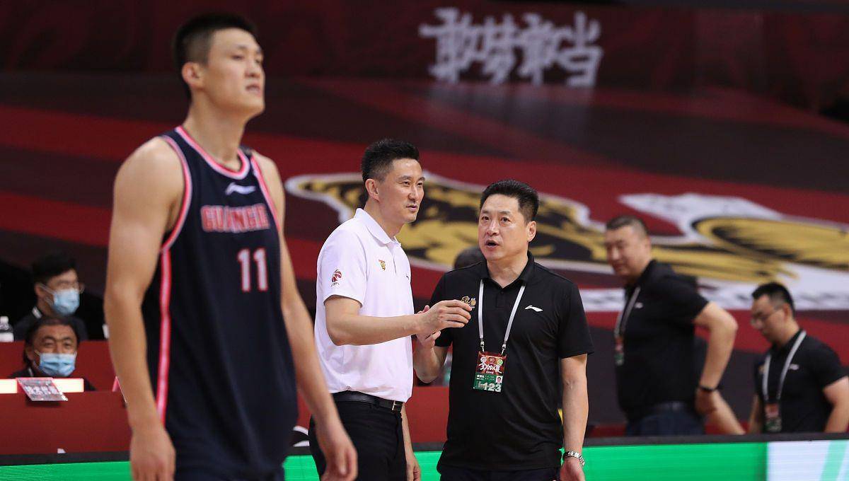 摊牌了李春江突然下课真因曝光并非主动辞职球迷怒了