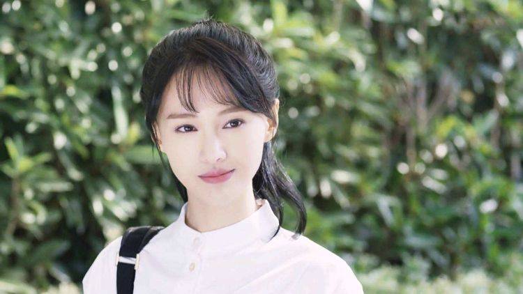 张恒晒2个孩子 曾套路郑爽3000万开公司 为套牢找代理生小孩 女明星