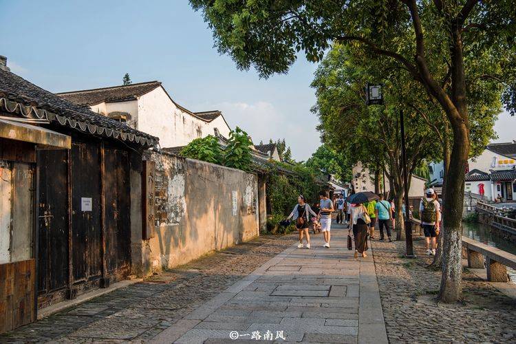 江苏最美的街道，白墙黛瓦诗情画意，一直坚持免费！