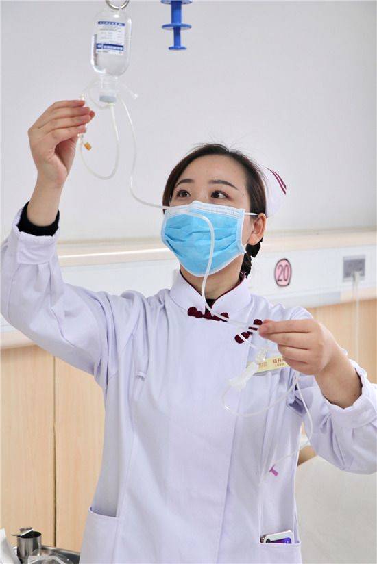 "最美护士"杨丹丹:不负一身白衣 用芳华书写大爱