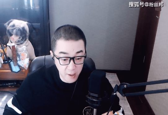 230万登顶yy最高周榜毕加索面见神豪木子丰想给父母买栋别墅