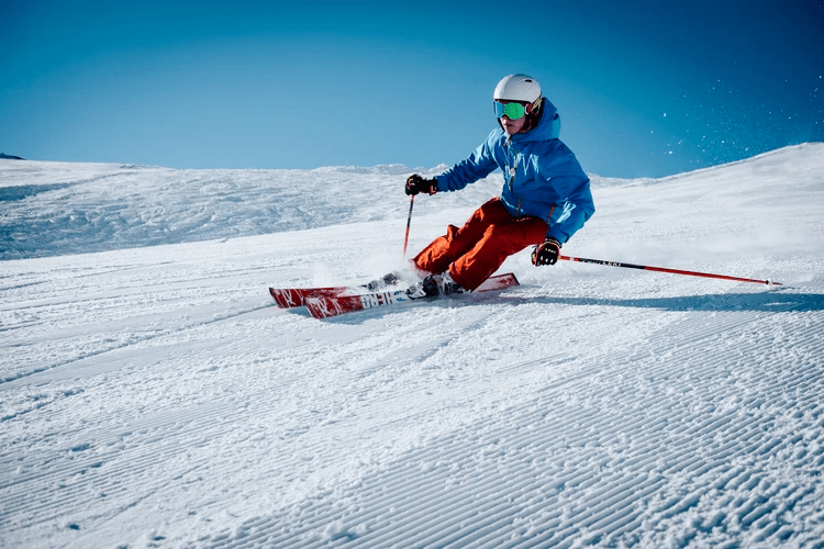 城市室内滑雪馆的运营，能否解决滑雪运动的低复购率？