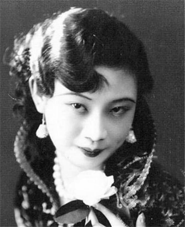 民国影后胡蝶到底有多美?被渣男骗财骗色后,又被戴笠囚禁三年