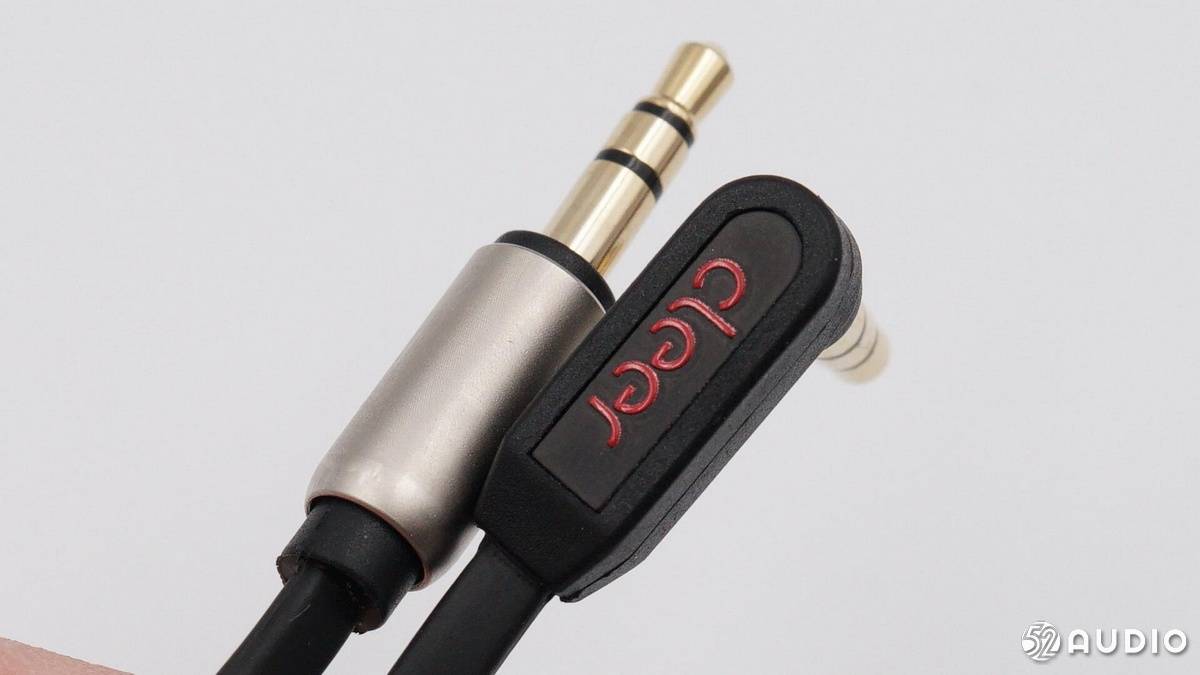 5mm to 3.5mm音频线,用于有线输入.