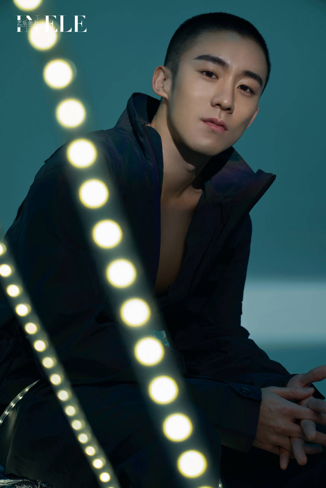 胡浩博:写下空白格