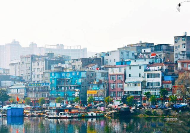 武汉最美城中村，被誉为中国版里约热内卢，随手一拍都是大片