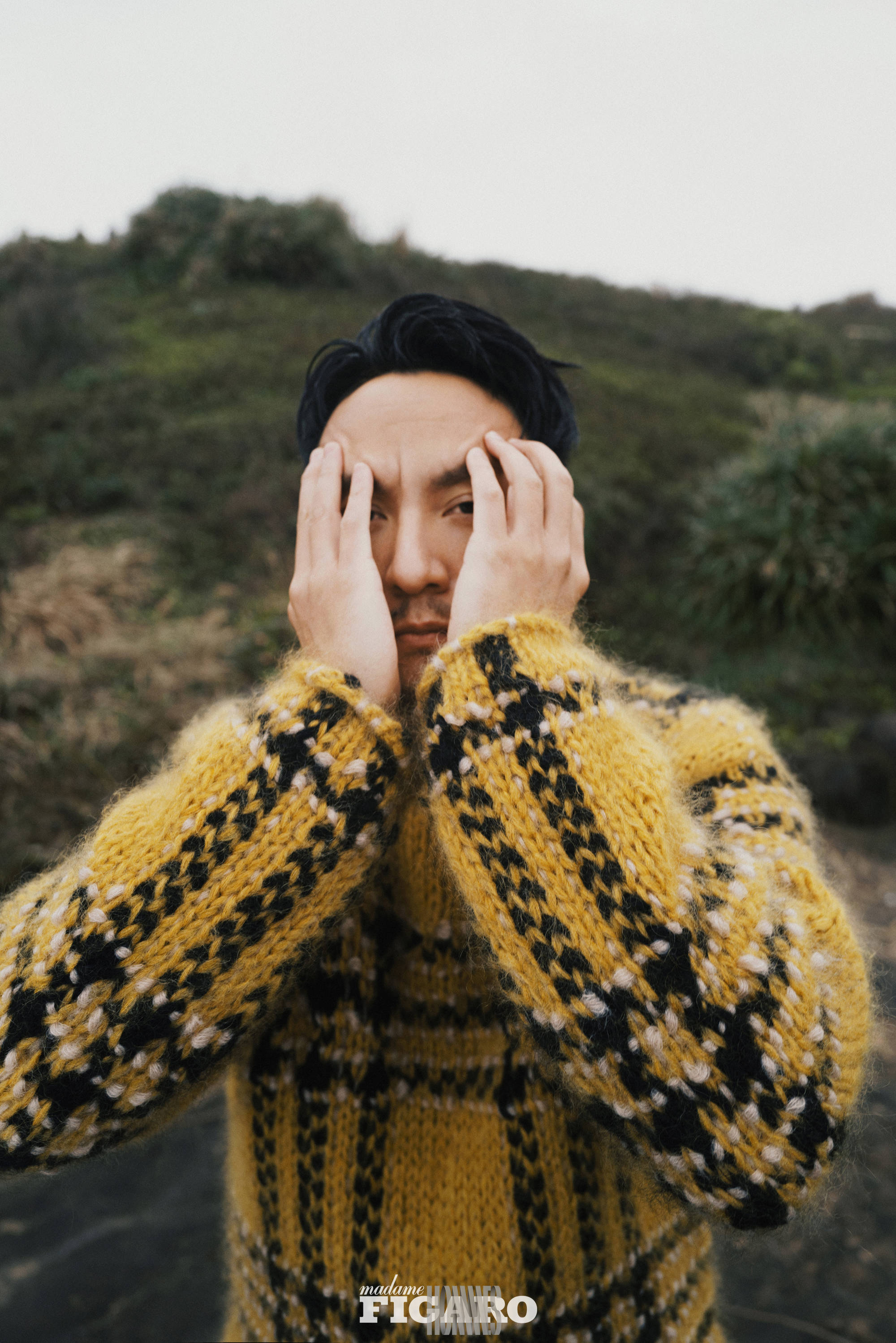 张震解锁全新海边大片 尽显"震"撼的魅力