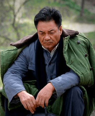 从20年年末到21年年初,就有《装台》《大秦赋》《山海情》三部戏无缝