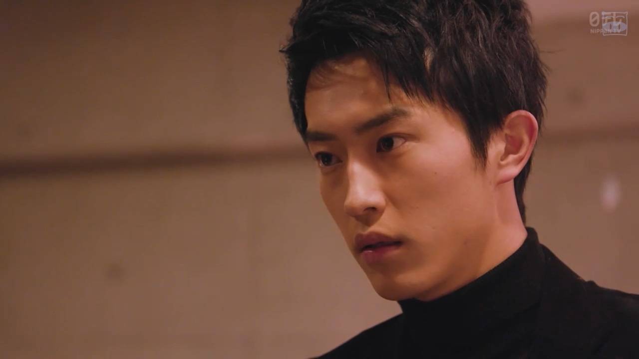 醒来之后,长谷川发现自己在妙子家,还发现了妙子之