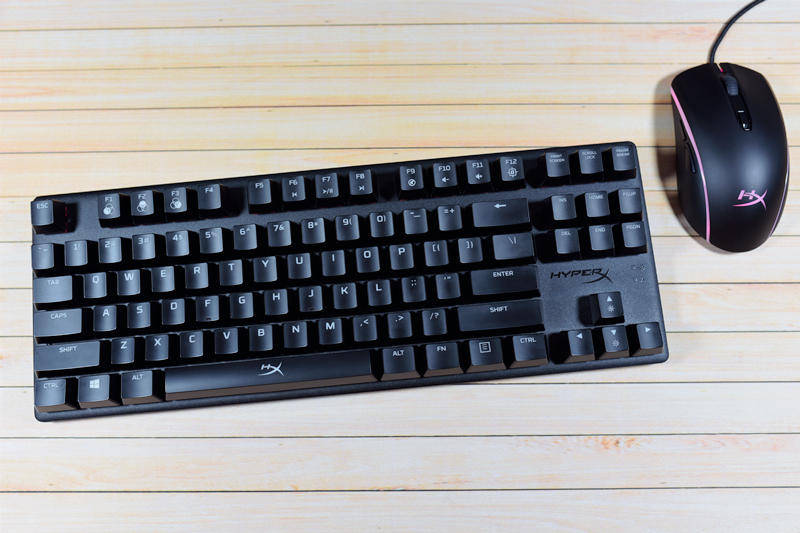 手感拿捏到位hyperxorigins起源rgb机械键盘