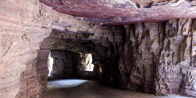 旅游景区宰客图片 762376b87a2a400981ad7bd432342d7c.jpeg