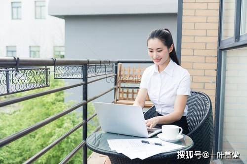 怎么样才能成为职场女强人 ed4310949b7c424082987b5ac78cd2d8.jpeg