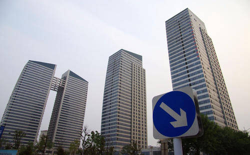 如果今年或者明年不买房,五年后差距会有多大?你怎么想呢?