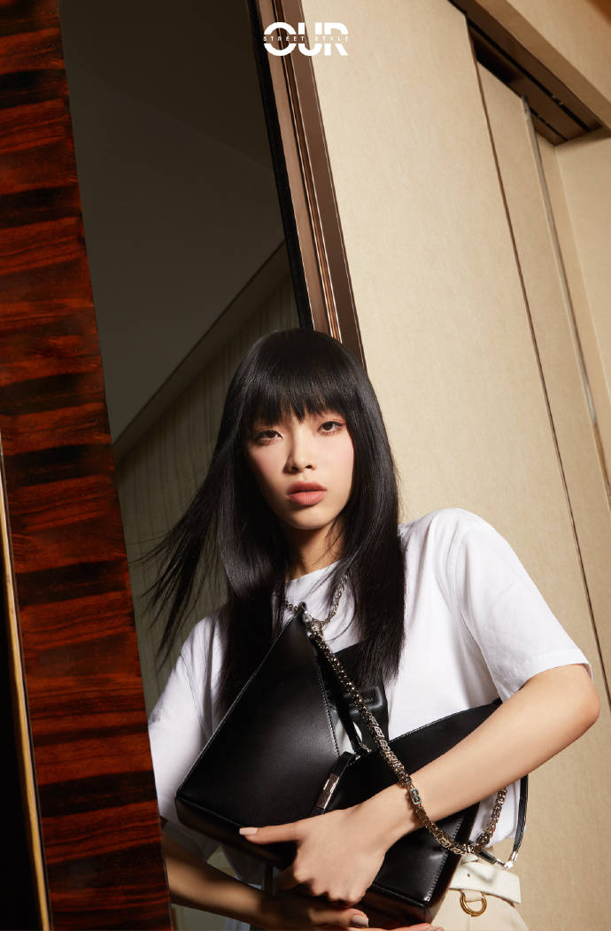 1/ 12 欢迎刘柏辛做客街拍时刻啦～如果说有什么单