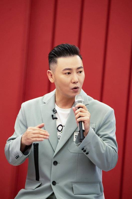 天舞idg助力姐姐首次舞台公演这些精彩场面不容错过