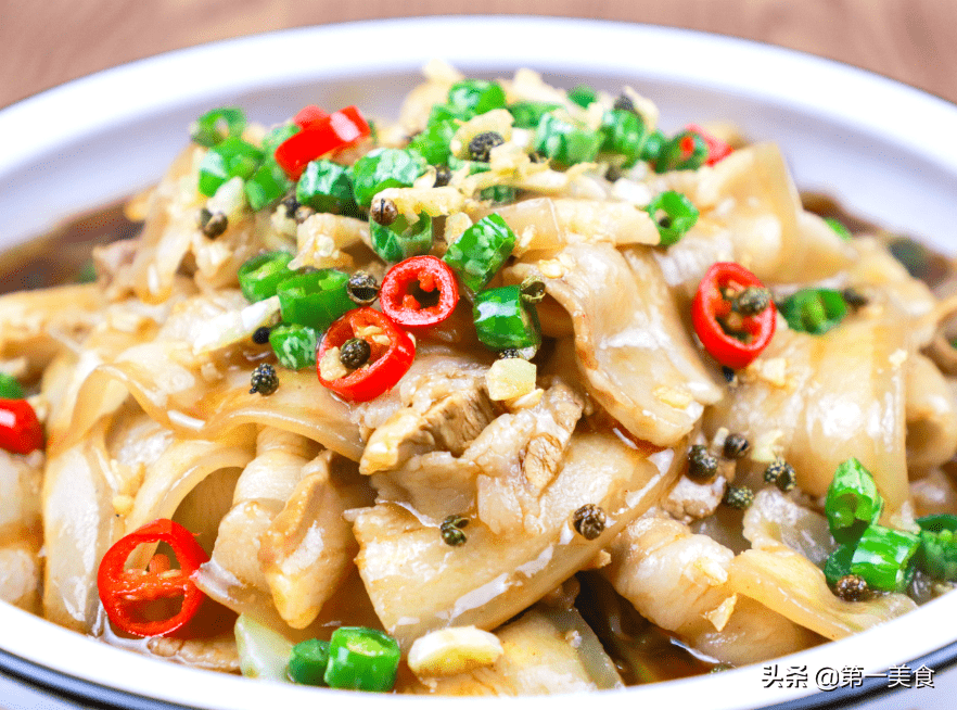 水煮肉片用什么火锅底料最好 f9b5ed39c2a74542ba94be319a4f8386.png
