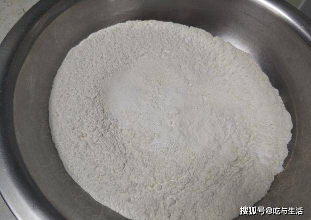 面粉的主要成分占比 bc84ff7a07684f4abec9d694a800b37b.jpeg