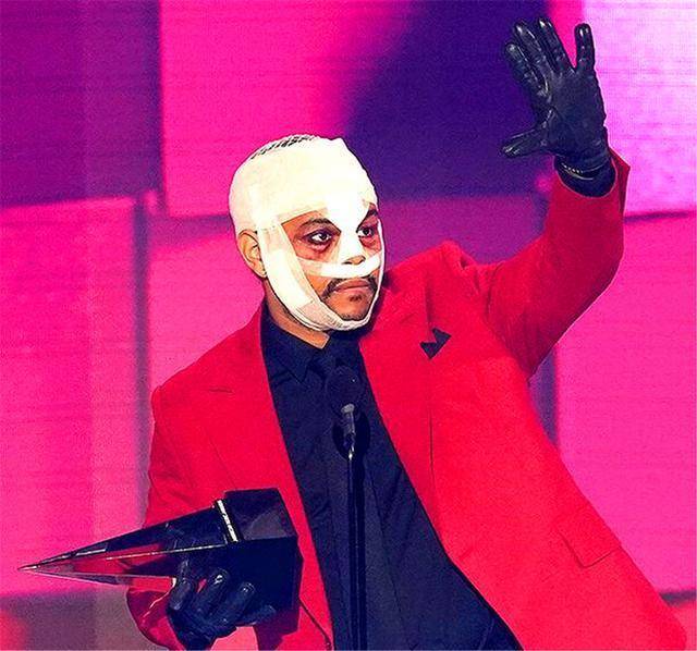 原创威肯毁容了放心这波操作或与前女友贝拉哈迪德有关