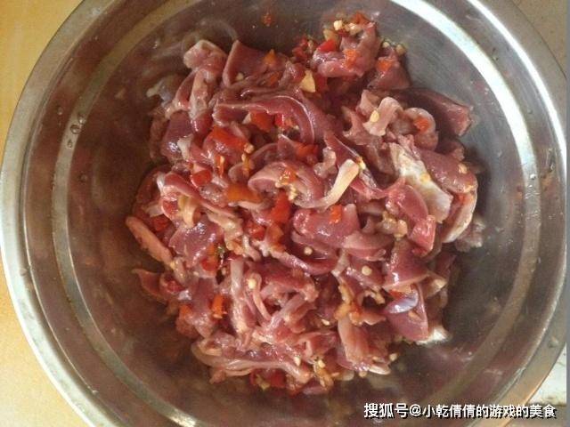 怎样腌制鸡胗最好 bcb3bbb8c1194f7c9d3562843e60c192.jpeg