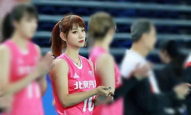看了王佳筝你就明白为什么我们要鼓励中国女排姑娘打球化妆了