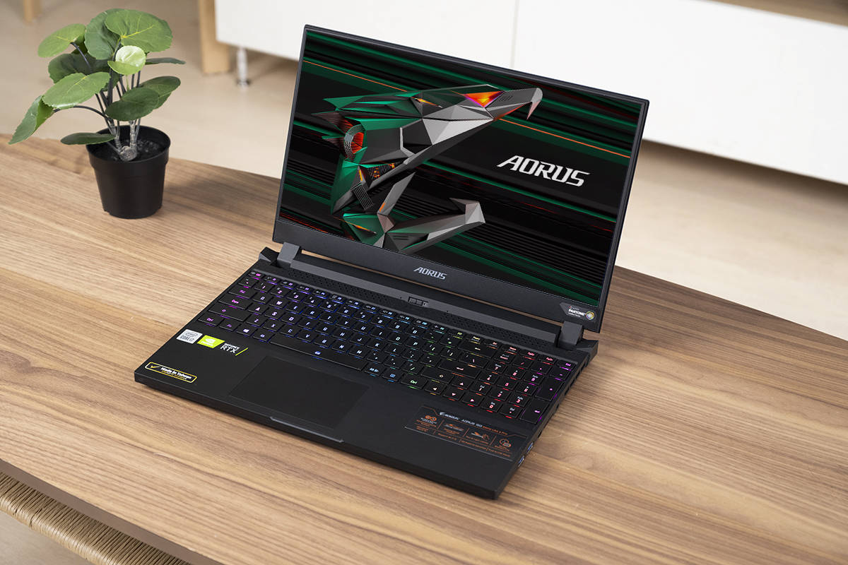 游戏|技嘉AORUS 15G游戏本测评，十代酷睿与30系显卡的硬核
