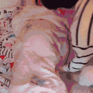 原创
娶了个老婆回来当小孩照顾,好累啊