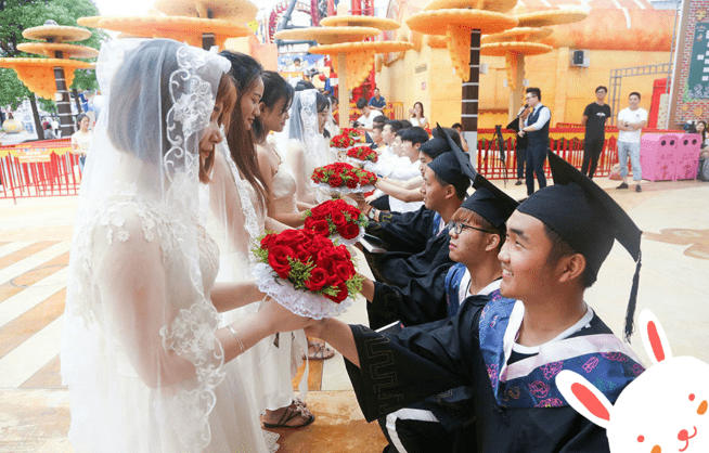 大学生"回家结婚"请假条走红,辅导员看后直接批准,等你好消息