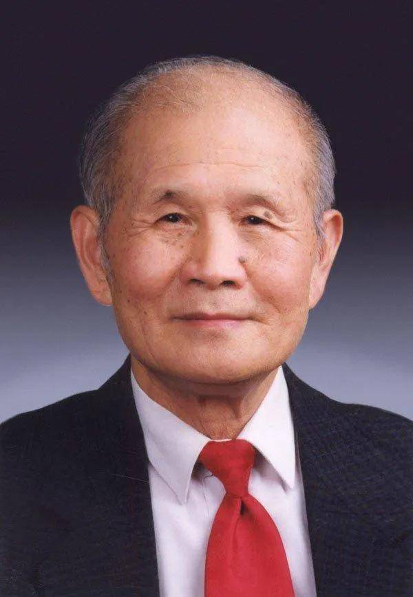 中国工程院院士曾德超—农业机械化教育领域的"拓荒牛"