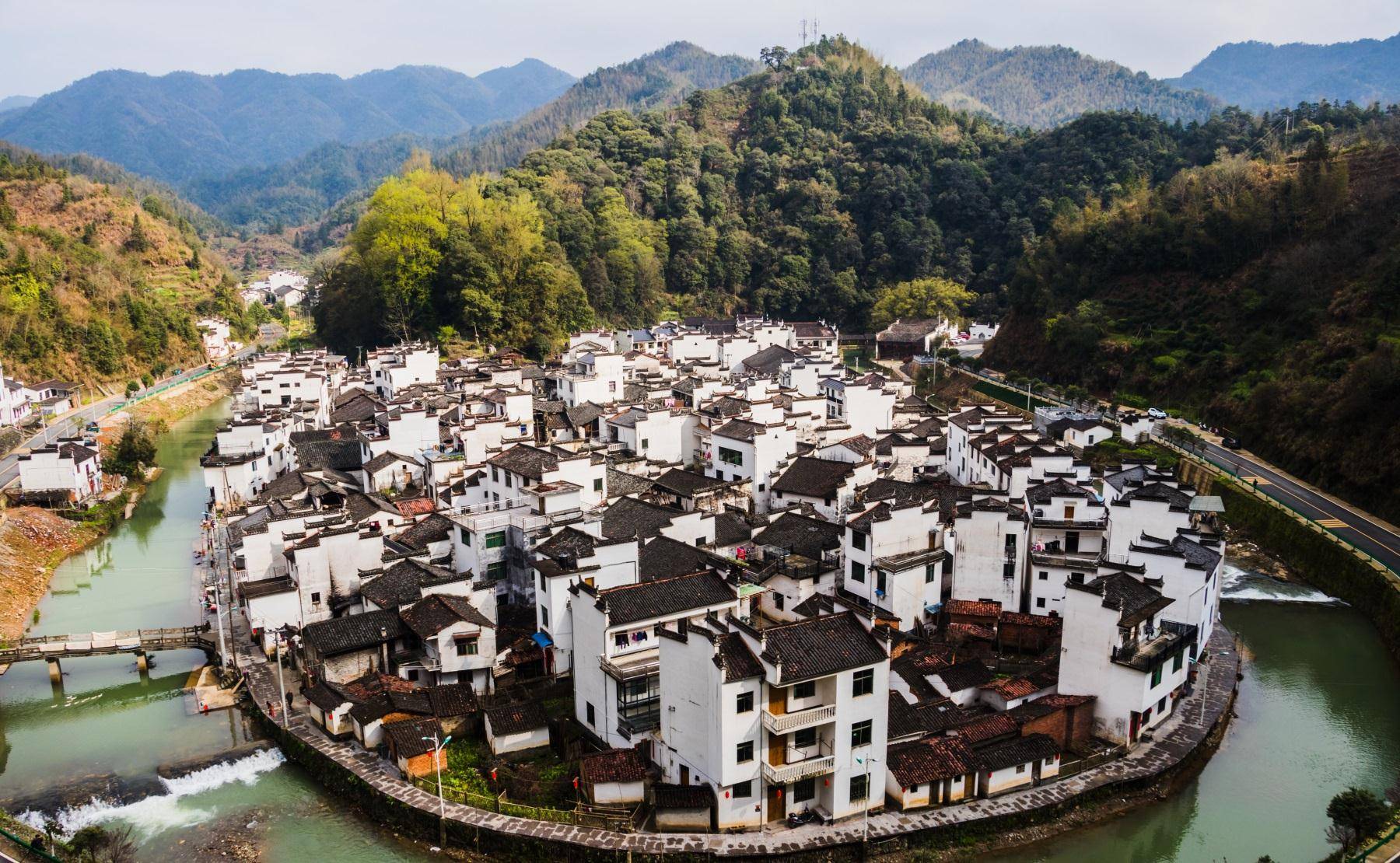 中国最圆的村庄，前山后水的世外桃源，网友：好一个宝地