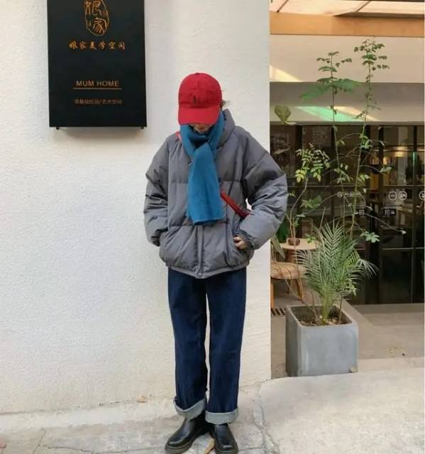 冬季穿搭北方灰色羽绒服 70ce401615514c78a395911b23c1e271.jpeg