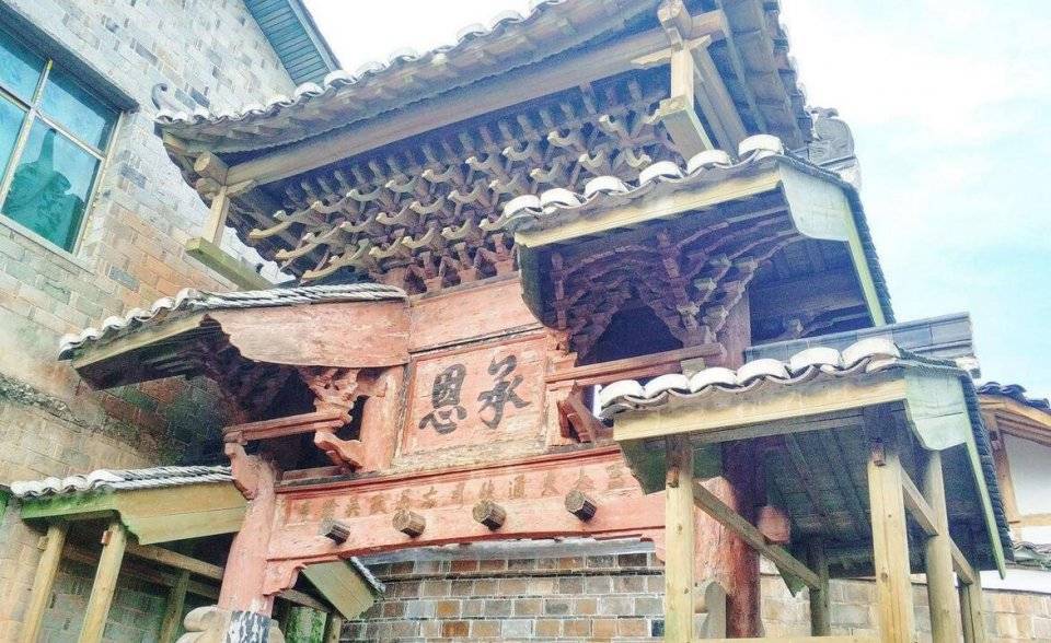 明清时中国人口最多的江西棠阴镇，京剧发源地，已有970多年历史