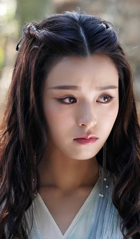 随后,文咏珊先后出演了《爱斗大》,《爱情故事》,《迷途追凶》,《临终