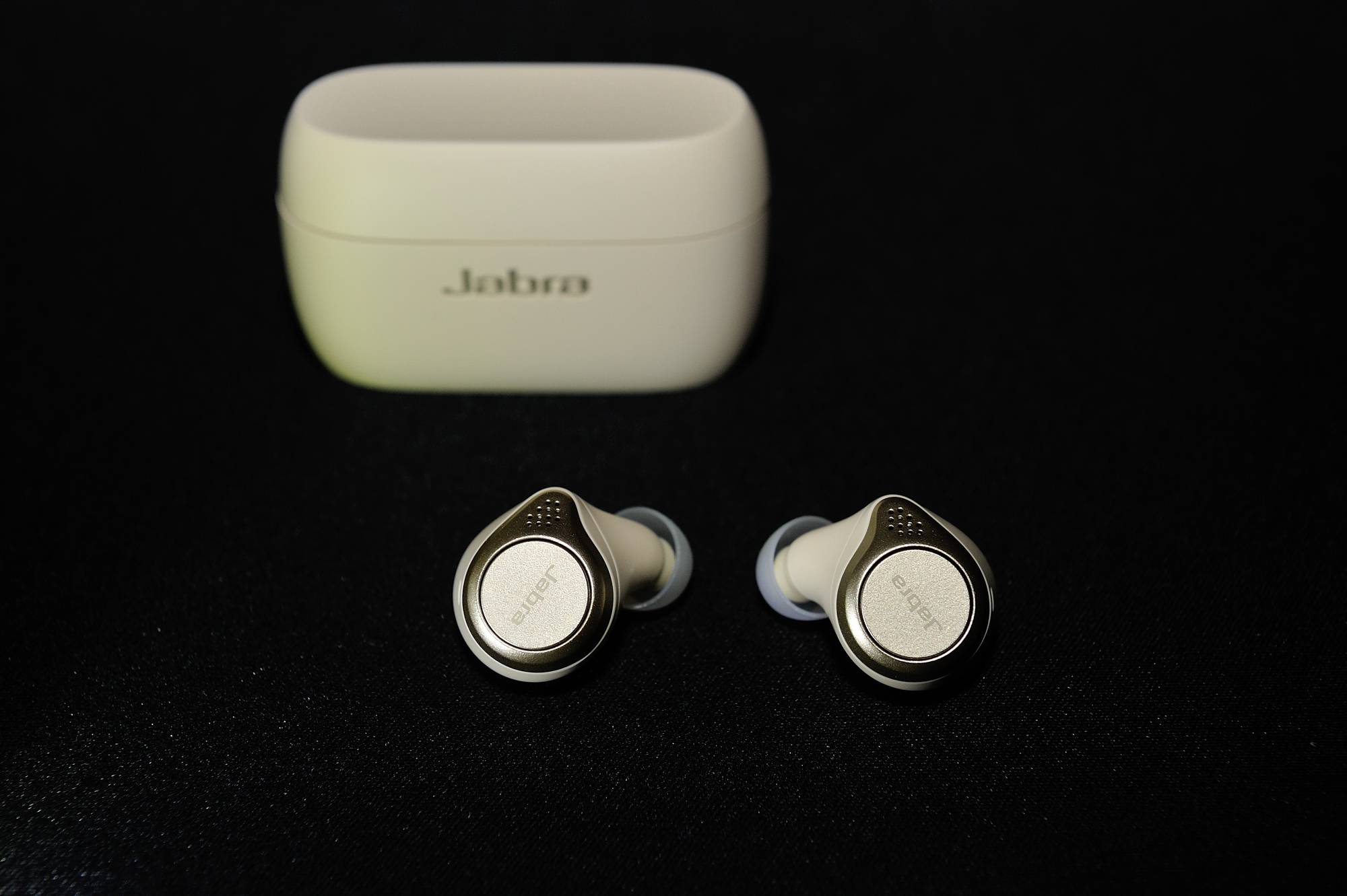 原创来自北欧的礼物入手捷波朗elite75t真无线降噪耳机