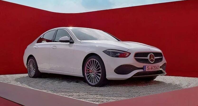 又是一代神车7年磨一剑全新奔驰c级今日首发