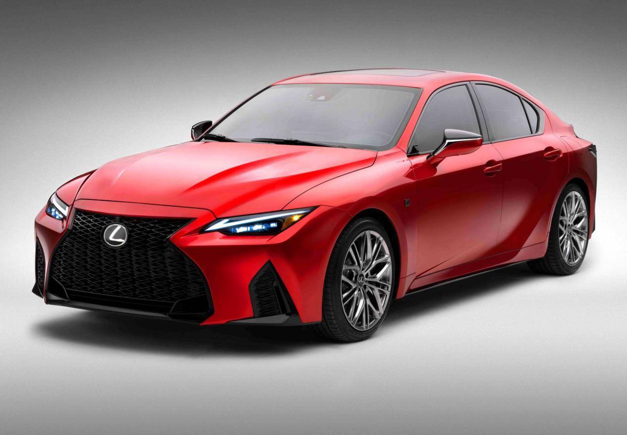 雷克萨斯性能轿车来袭最大马力可达479匹你心动了吗