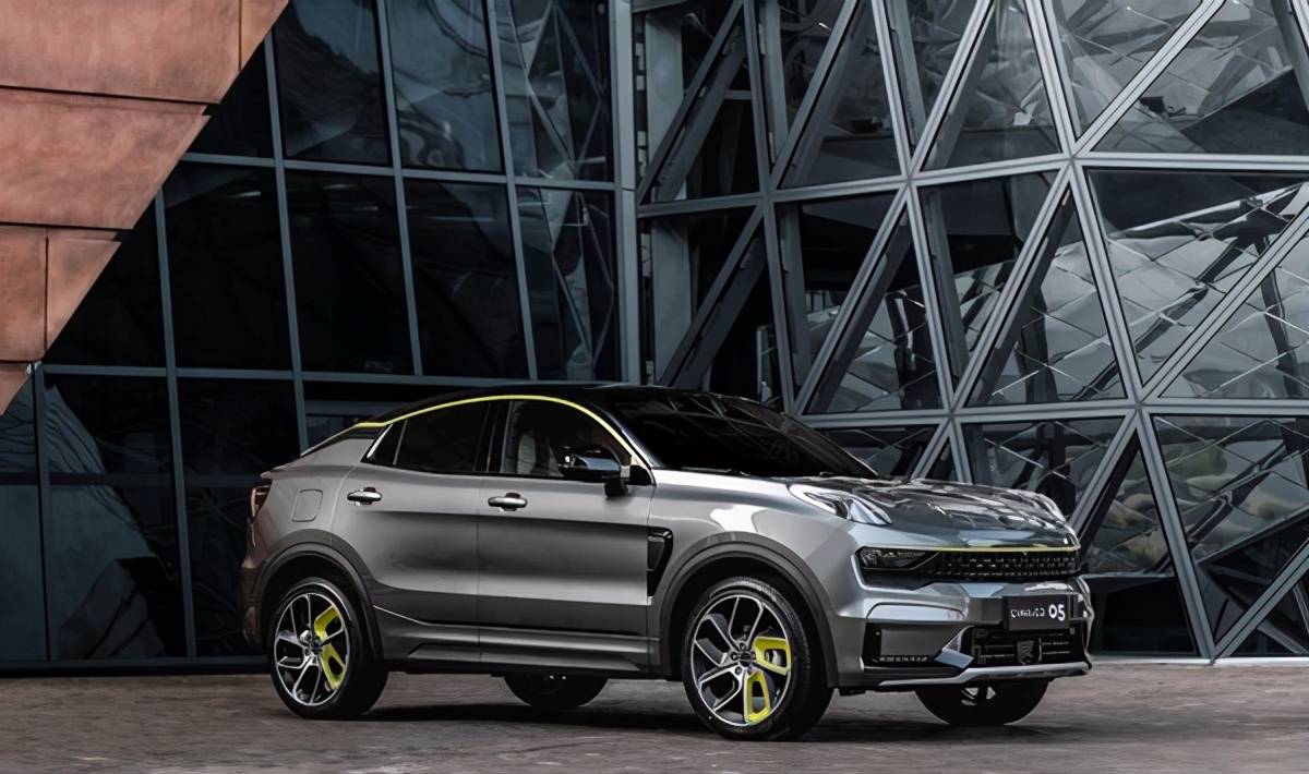 完美诠释轿跑suv新标杆领克05获得年度最佳外观设计大奖