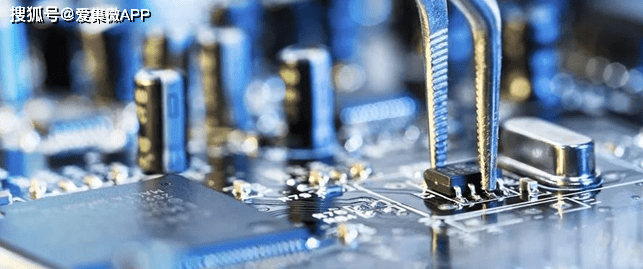 农信银资金清算中心总监投案自首 华胜天成销售