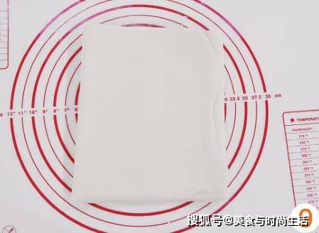 這早餐我家一周做3次 口感酥軟 奶香濃鬱 一次吃2個不過癮 假日一起動手做料理