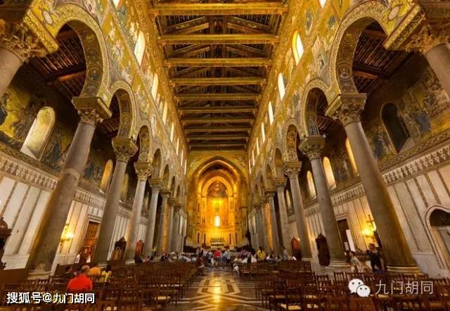 蒙雷阿莱大教堂，与西西里历史密切相关，还有精美的马赛克壁画