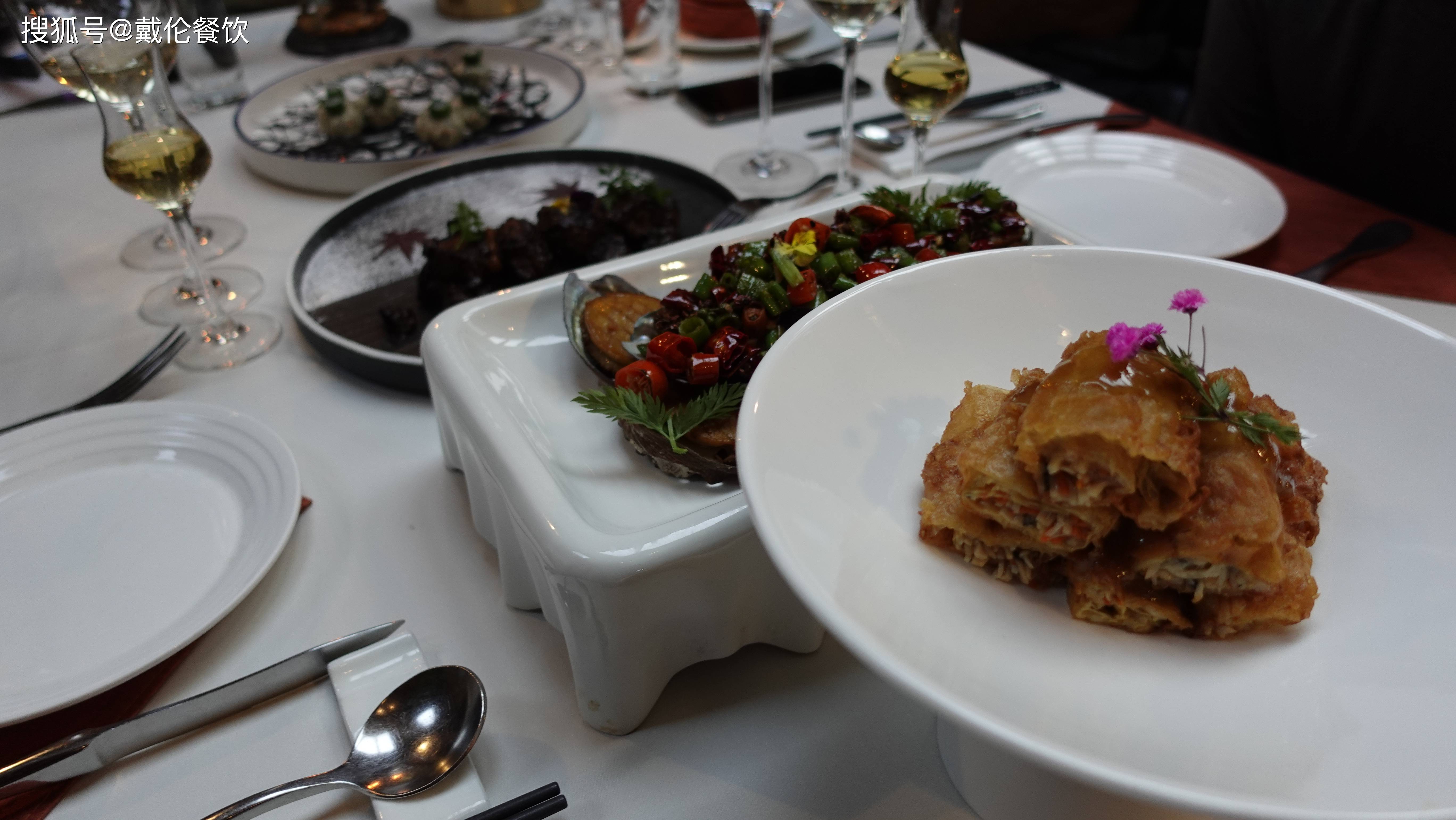 环境|东方红酒窖｜美食与美酒不可辜负