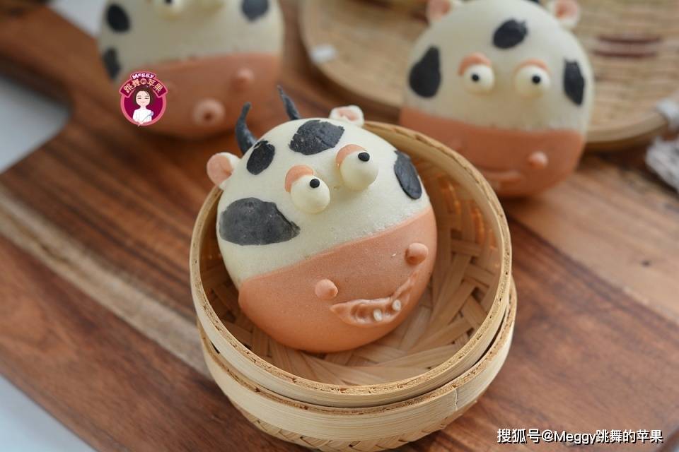 牛年,蒸几个丑萌的花牛馒头添年味儿,一次发酵省事又暄软