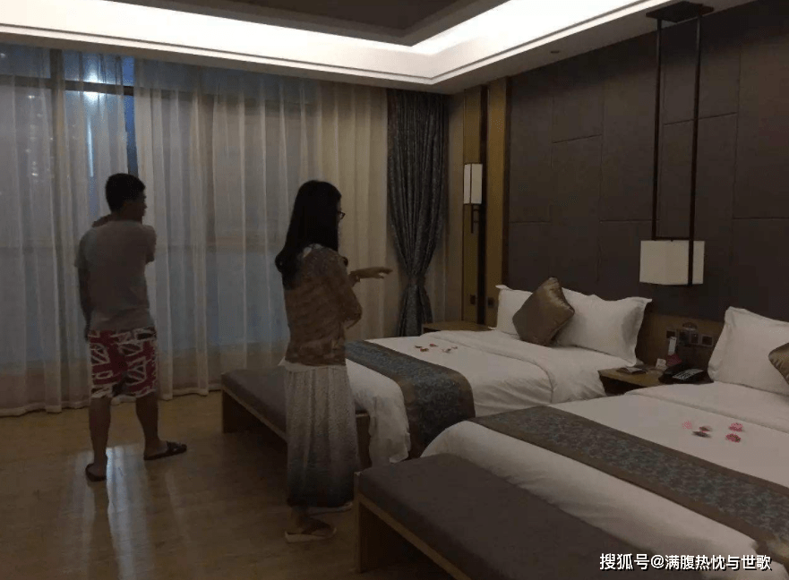 为什么酒店钟点房只有白天开？短短四小时能做什么？前台：能办事