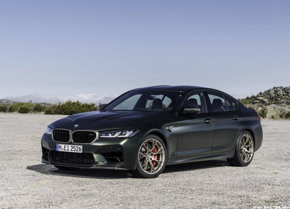 宝马m5 cs发布,645马力超轻质量,会成为你的菜么?