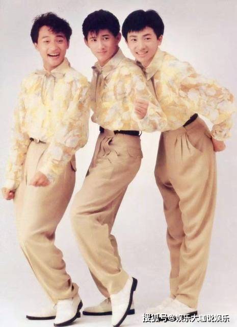 爷回青50岁的陈志朋形象似少年努力的人永远闪闪发光