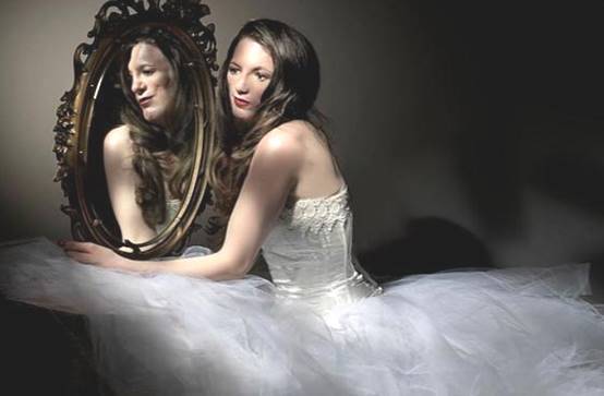 一个女孩用自己特殊的容貌告诉了世人一个道理:人不可貌相