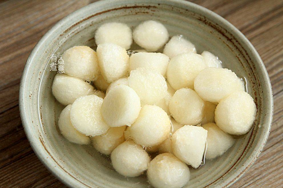 什么样的颜色是雪梨 d166caa13c324484bbc8a175c613d142.jpeg