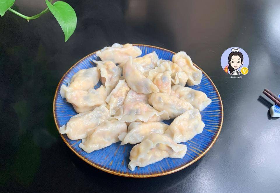 韭菜鸡蛋馅饺子鸡蛋很油腻 dd5a0f6b249d4c54bc47a9717bef48ca.jpeg