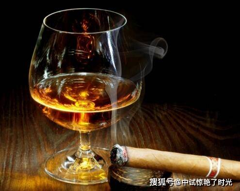 怎么快速除烟酒味 faefee25df0d4b189a44a0ada6838ac7.jpeg