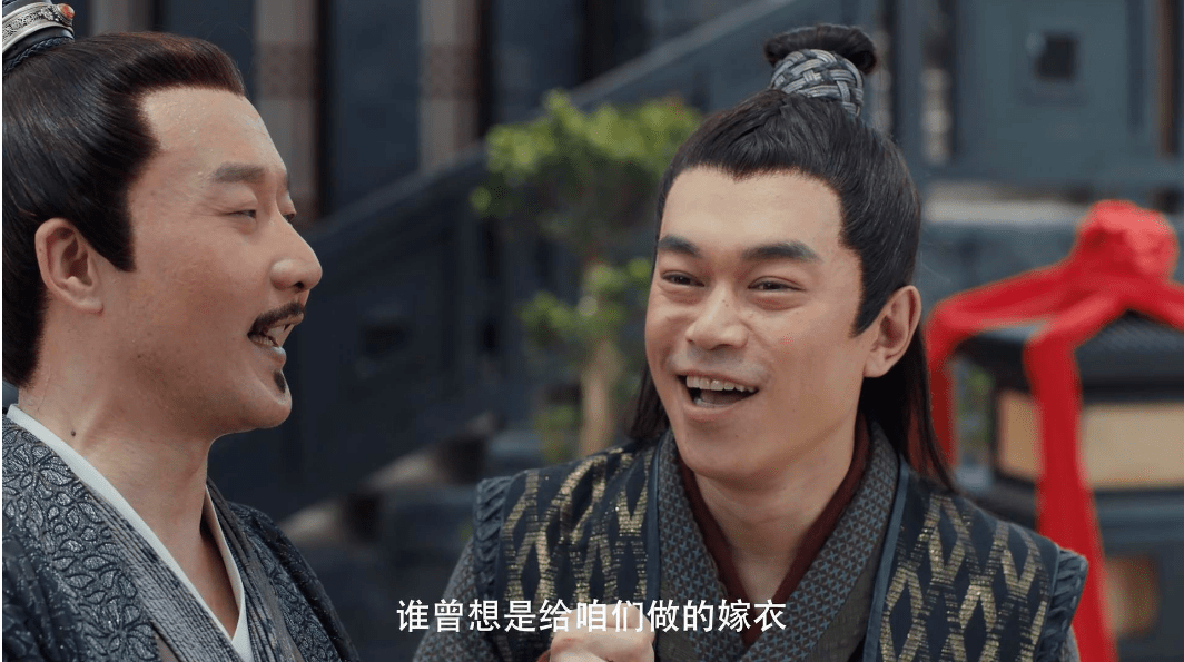 他演了16年配角,却因撞脸"吉吉国王"爆红_刘冠麟