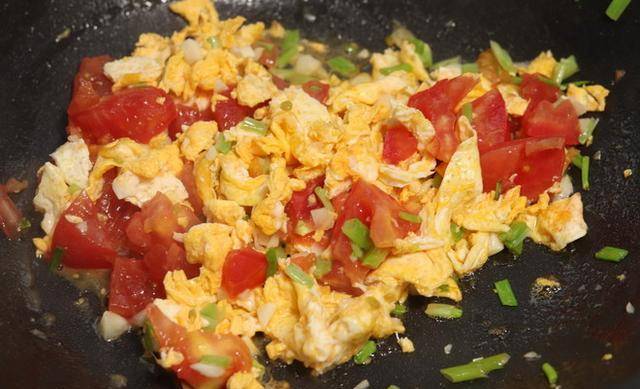 做米饭炒什么菜适合孩子吃 f3a53b94f39a4bb2baa8a6ad665568cc.jpeg